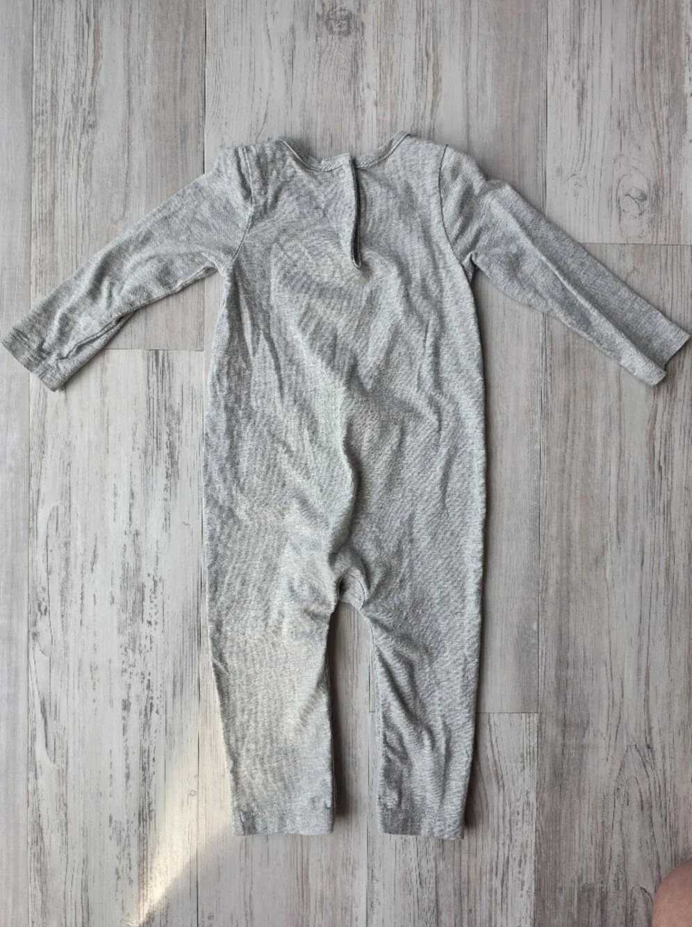 GAP Heather Gray Baby Brannan Long-Sleeve Baby One-Piece Romper 12-18 Months